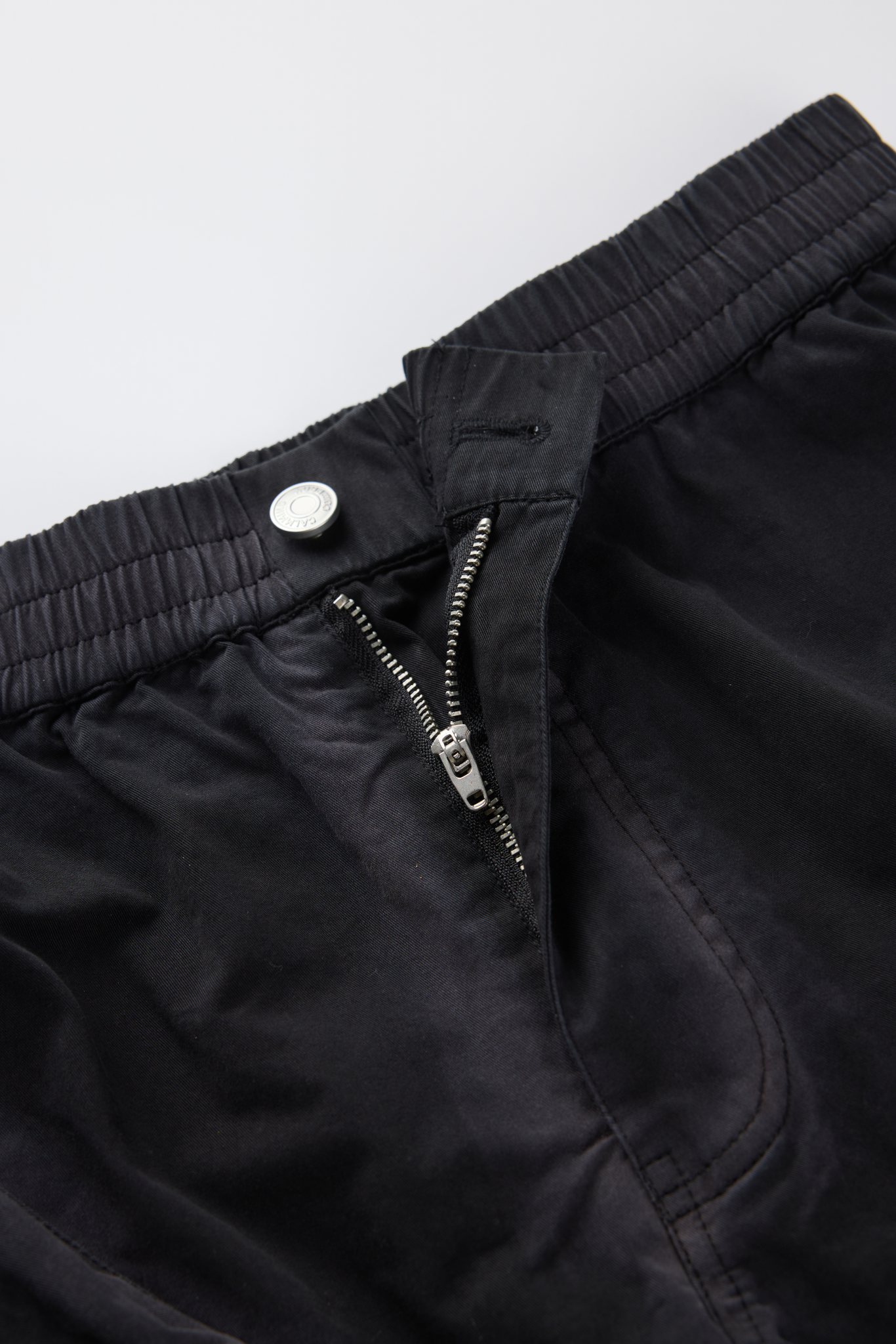 Spray monkey work shorts