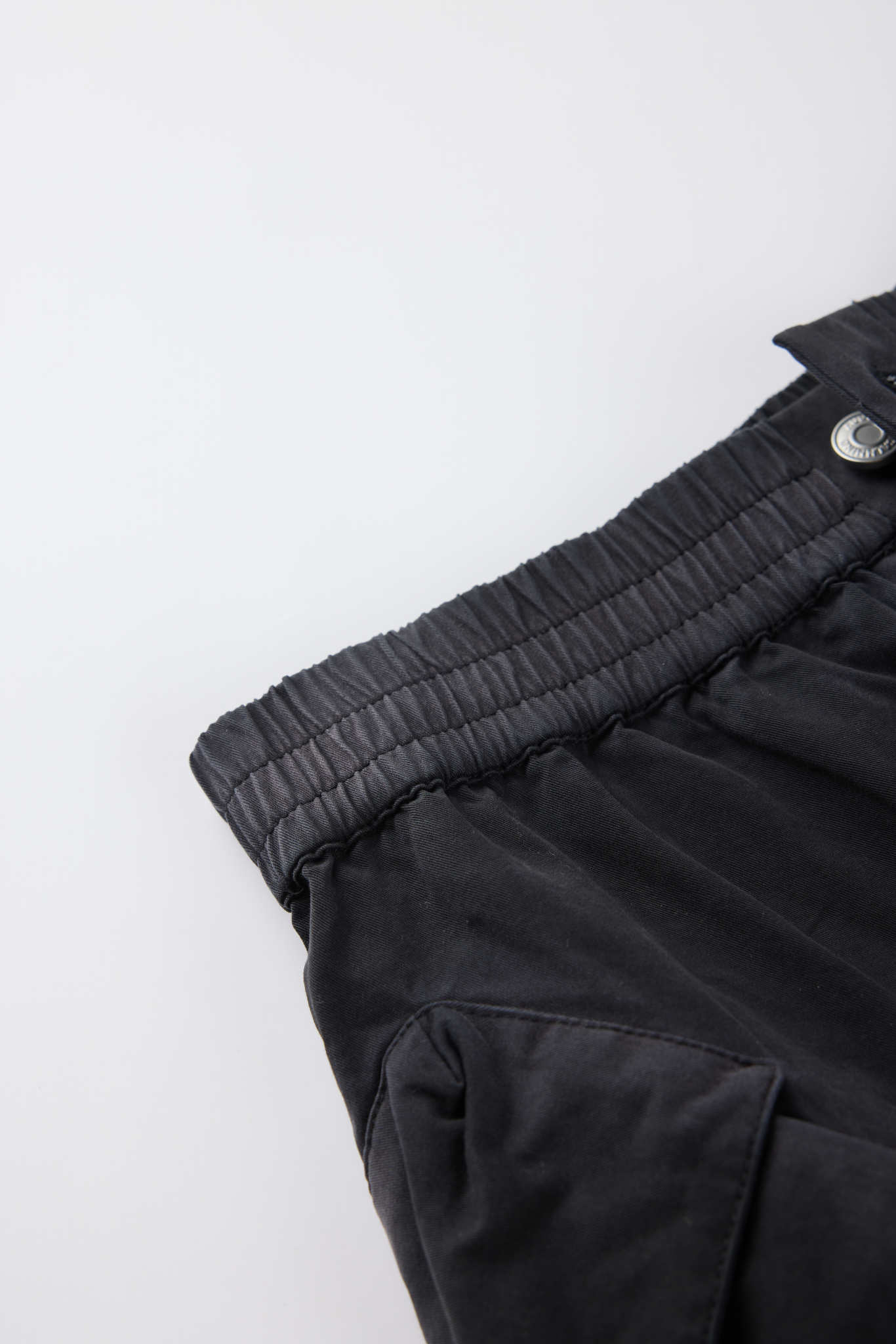 Spray monkey work shorts