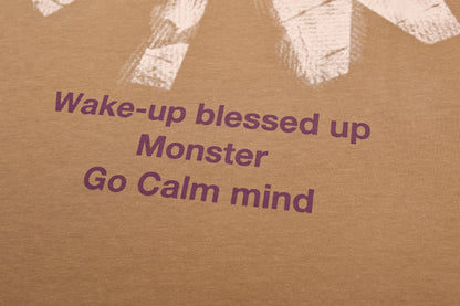 Rotating letter patch T-shirt