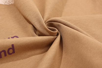 Rotating letter patch T-shirt